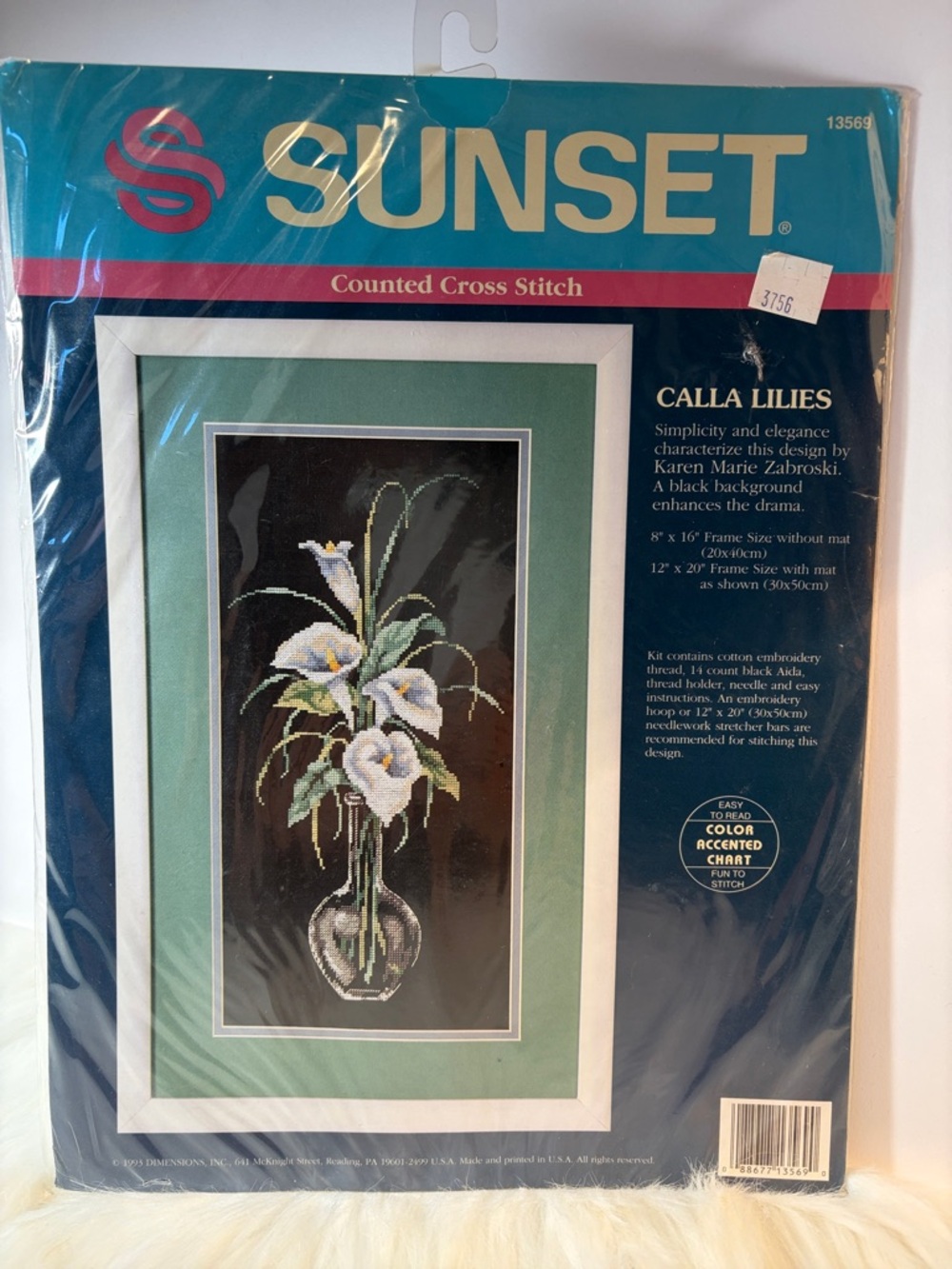 SUNSET Calla Lilies Counted Cross Stitch Kit - White & Green